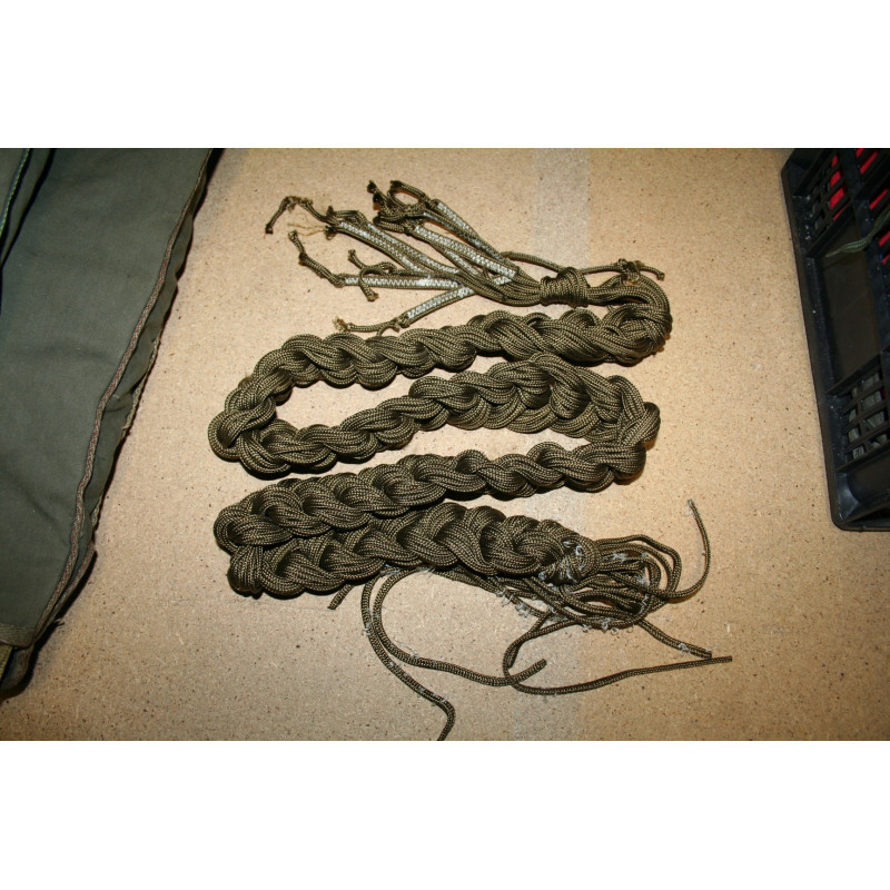 Kit de survie militaire corde Parachute vert - Achat vente pas cher Surplus  militaire